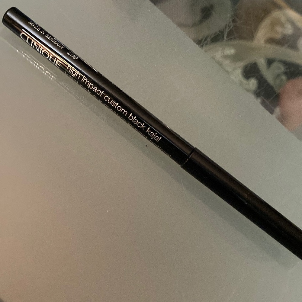 Clinique high impact custom black kajal eyeliner 01 blackened black